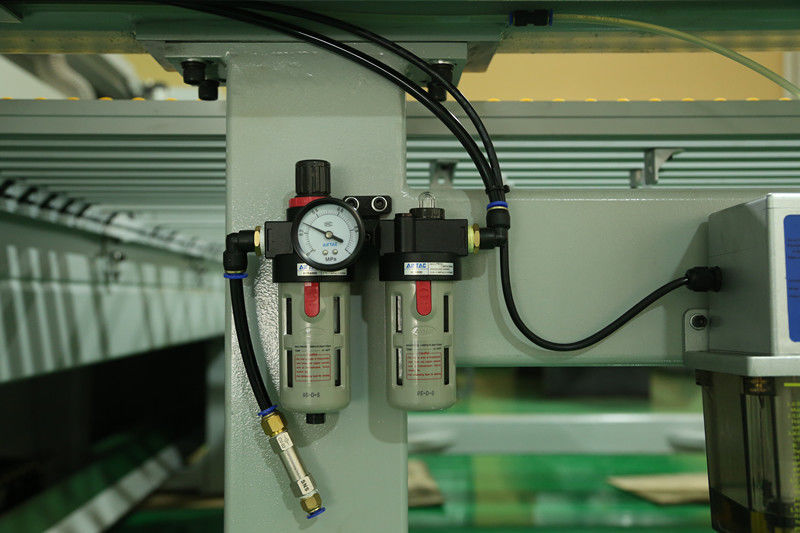 SD-1350 آکریلیک CNC پانل الکترونیکی دید آکریلیک میز دید تغذیه خودکار آکریلیک برش الکترونیکی دید برای PMMA PS MS