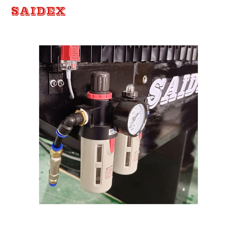 زاویه برش می تواند سفارشی شود 4.5KW 220V ماشین پولیش برای مبلمان آکریلیک